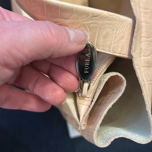 Furla Baby Pink Crocodile-Textured Tote Bag - Picture 12 of 17